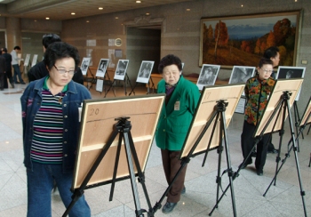 韓国での写真展